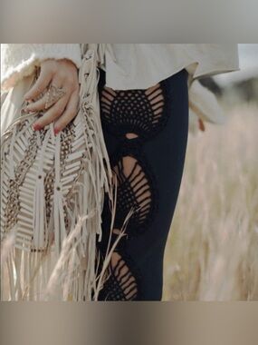 Spell Vintage Nightingale Crochet Leggings
 | Rare (2012 True Romance) - US Sz 4